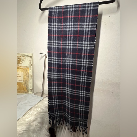 Authentic Burberrys unisex Scarf Blue Check Vintage 100% cashmere - Picture 10 of 13